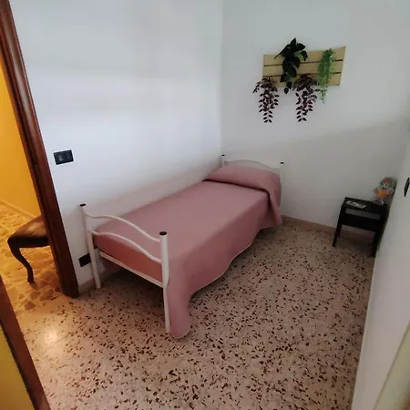 Debby Apartment *